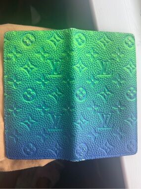 Very RARE Louis Vuitton authentic Green and Blue Ombre Monogram wallet